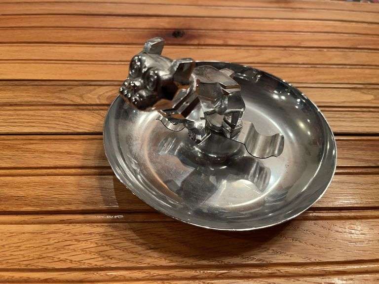 Mack Bulldog Ashtray image