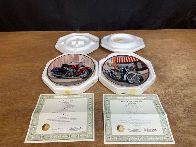 (2) Harley-Davidson Plates Franklin Mint image