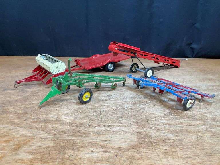 (5) 1/16 Implements image