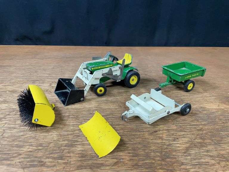 1/16 John Deere 140 L&G Maintenance Set Ertl image