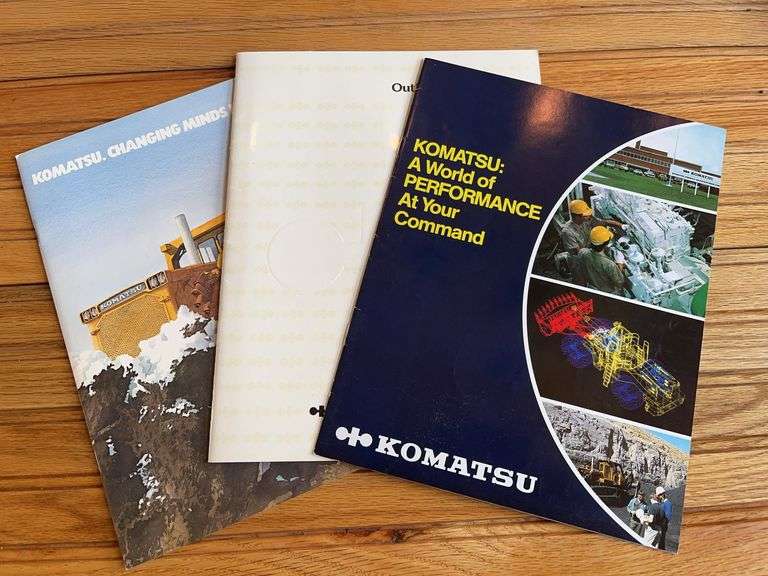 (3) Komatsu Sales Literature image