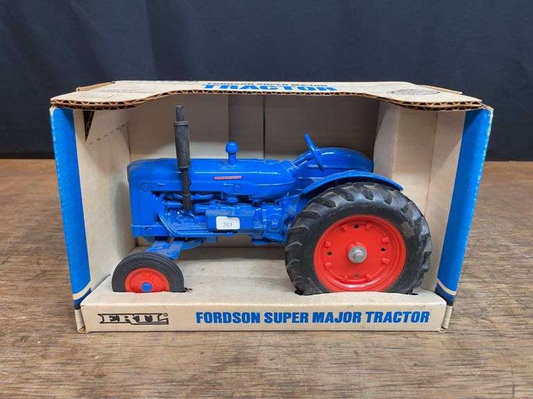 1/16 Fordson Super Major NIB Ertl image