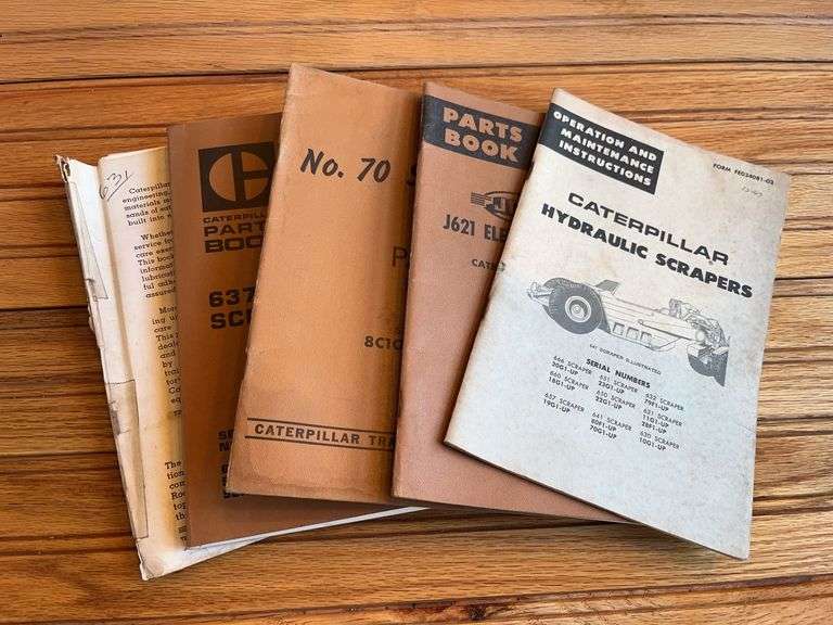 (5) Caterpillar Scraper Manuals image
