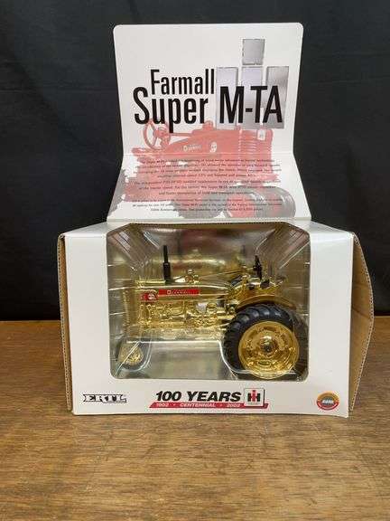 1/16 Farmall Super M-TA Gold 100 Years NIB Ertl image