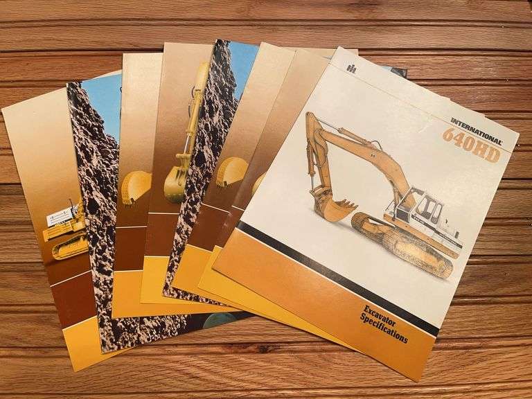 (8) International Excavator Sales Literature image