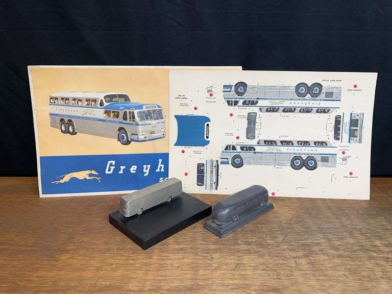 (3) Buses image