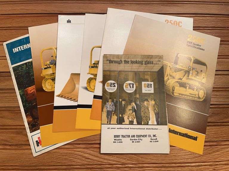 (7) International Crawler Loader Sales Literature image