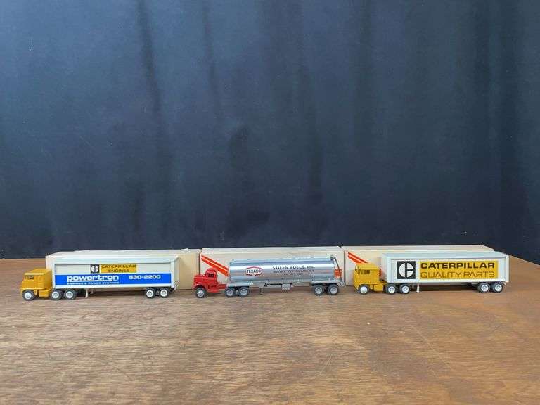 (3) 1/64 Caterpillar + Texaco Semis NIB Winross image