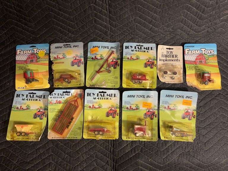 (11) 1/64 Farm Implements image