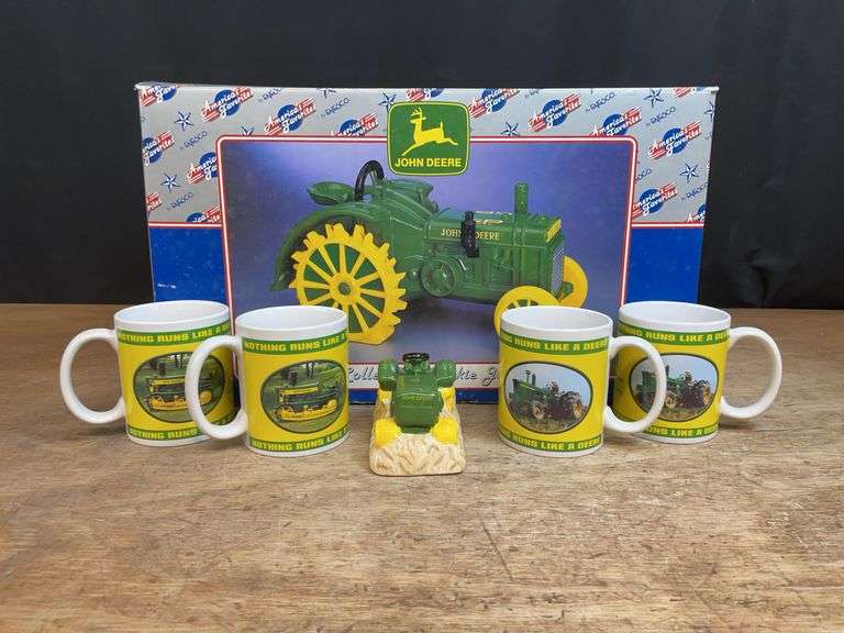 John Deere Cookie Jar, Mugs, Shaker image