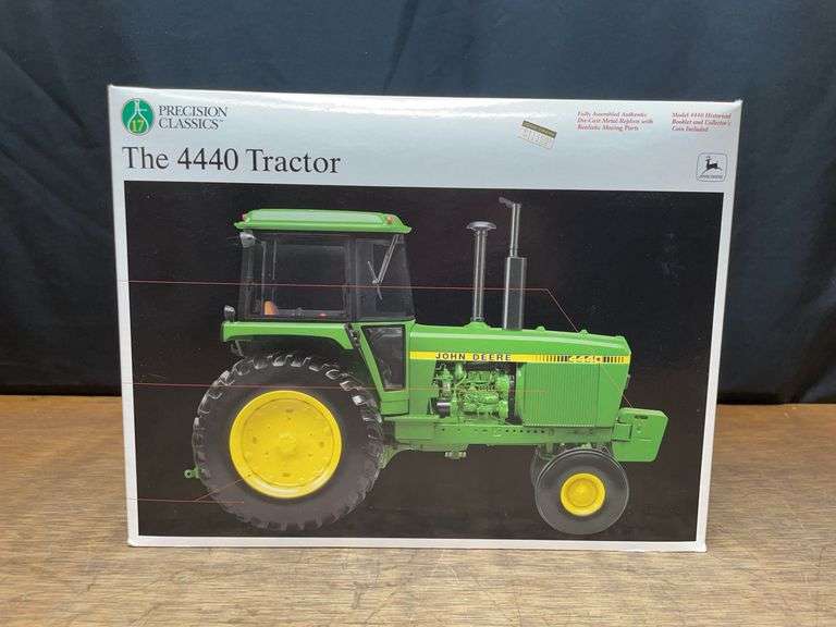1/16 John Deere 4440 Precision NIB Ertl image