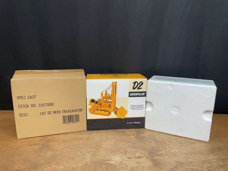 1/16 Caterpillar D2 Traxcavator NIB SC image
