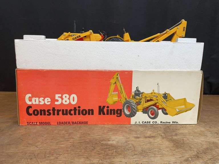 1/16 Case 580 Backhoe NIB Tomy image