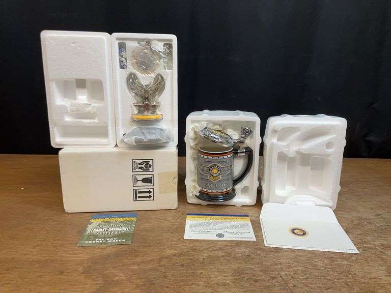(2) Harley-Davidson Fat Boy Pocket Watch + Stein Franklin Mint image