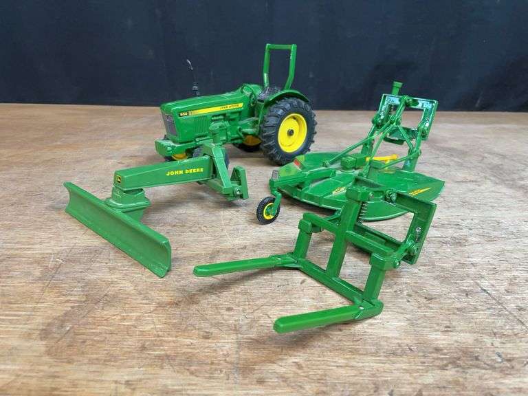 (4) John Deere 950 + Implements Ertl image