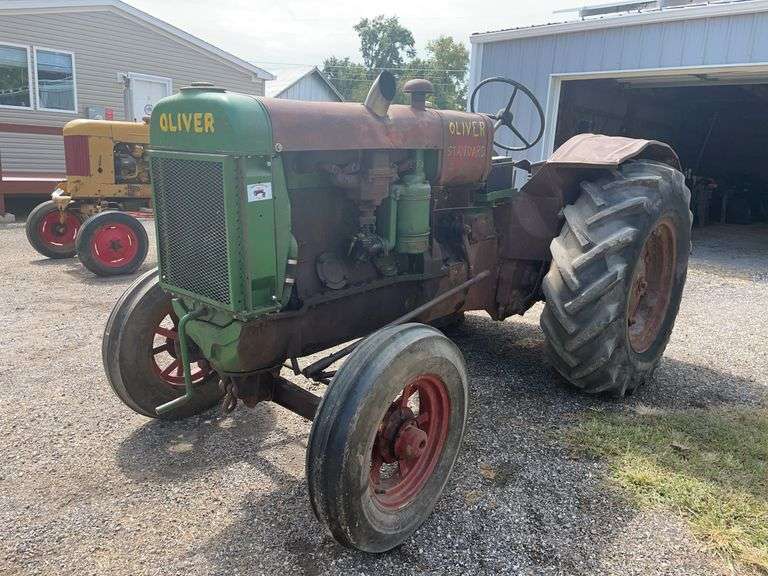 Oliver 80 Standard image