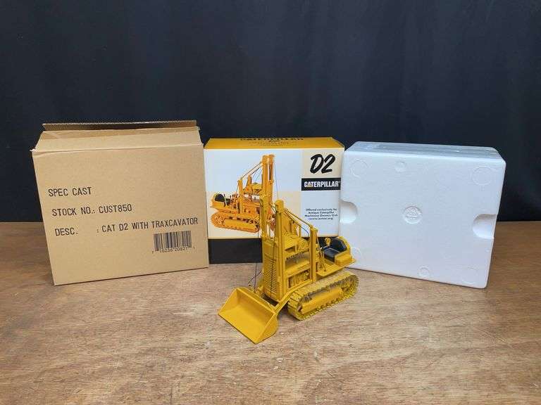 1/16 Caterpillar D2 Traxcavator NIB SC image