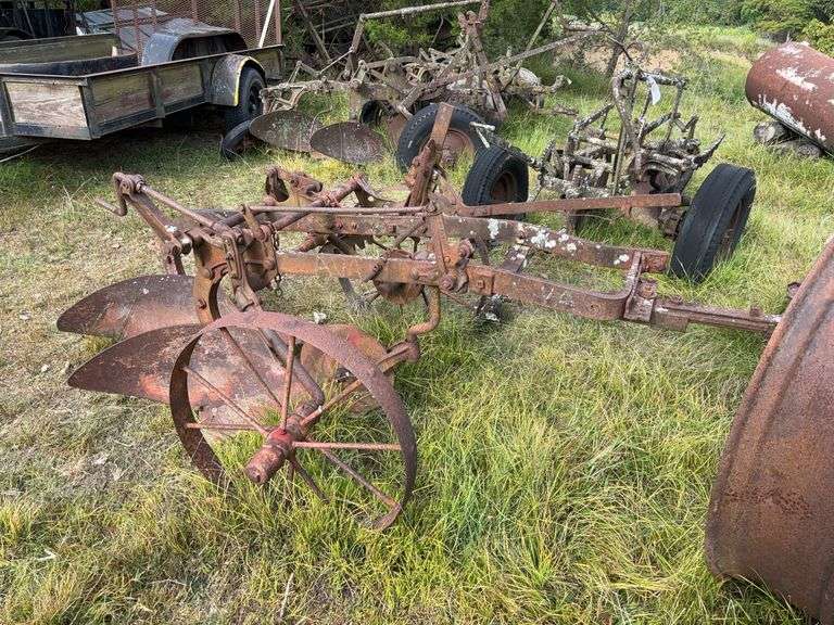 2 Bottom Plow image