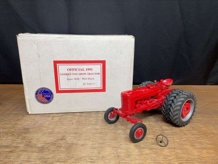 1/16 Farmall Super M-TA 1991 Goshen NIB Yoder image