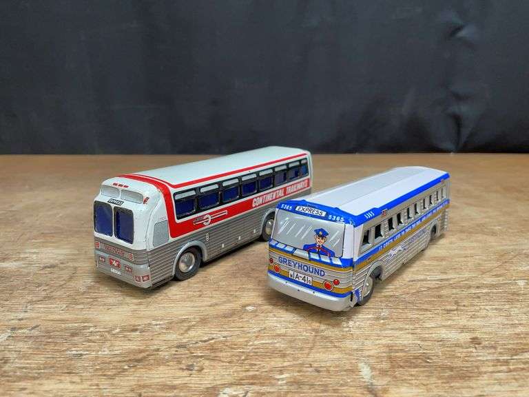 (2) Greyhound + Trailways Buses image