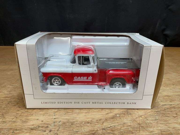 1/25 Case-IH 1957 Chevy Truck Bank NIB SC image