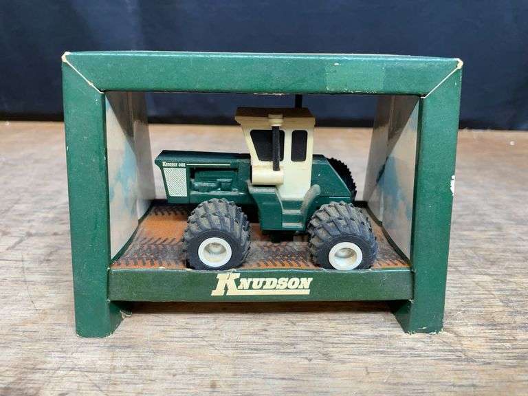 1/64 Knudson 360H NIB Long Creek Toy image