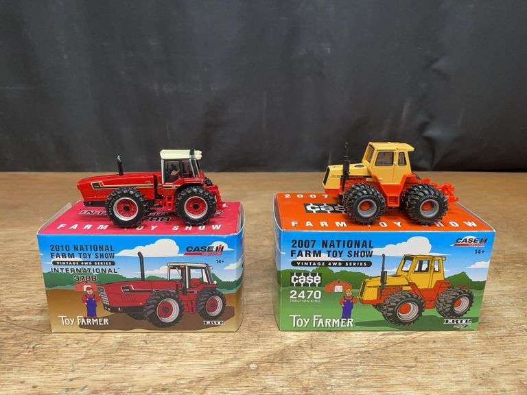 (2) 1/64 IH 3788 + Case 2470 NFTS NIB Ertl image