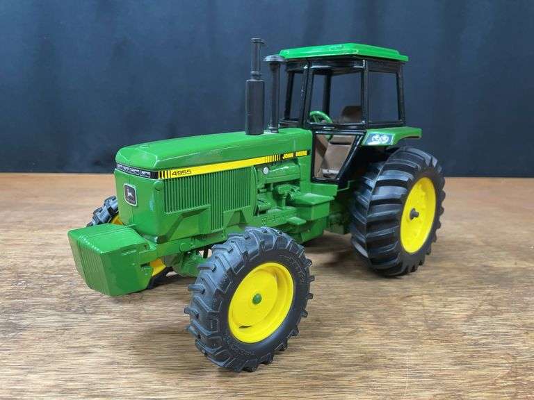 1/16 John Deere 4955 Ertl image