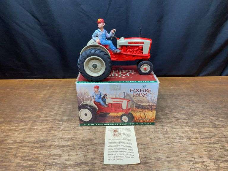 1/16 Ford 901 Fox Fire Farm NIB Ertl image