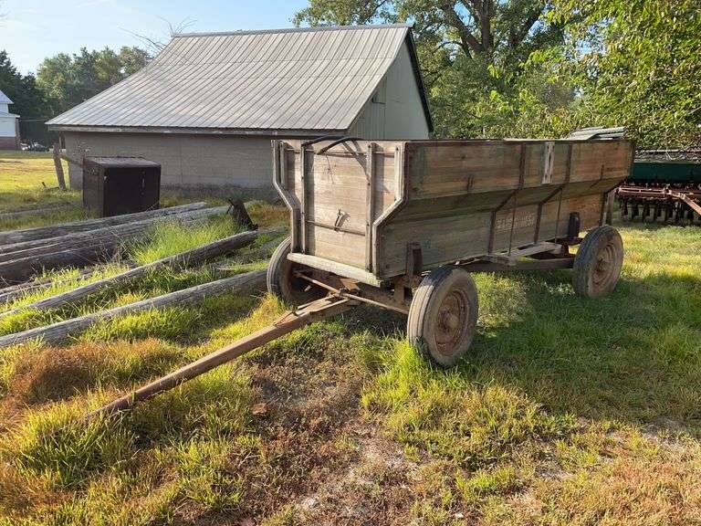 Wards Best Flare Box Wagon image