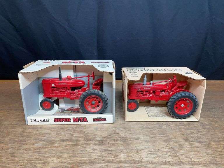 (2) 1/16 Farmall Super M-TA + H NIB Ertl image