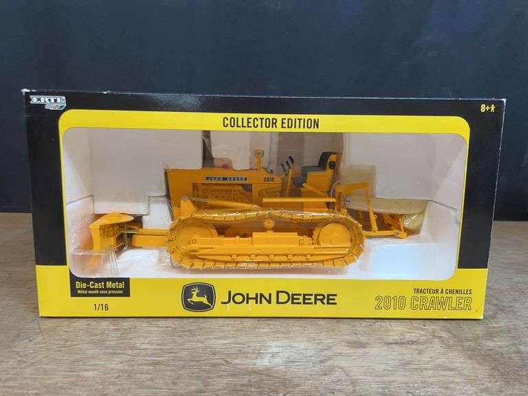 1/16 John Deere 2010 Crawler Collector NIB Ertl image