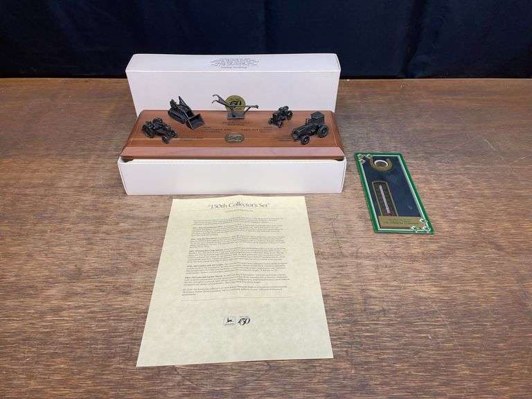 (2) John Deere Desk Set + Mirror Thermometer image