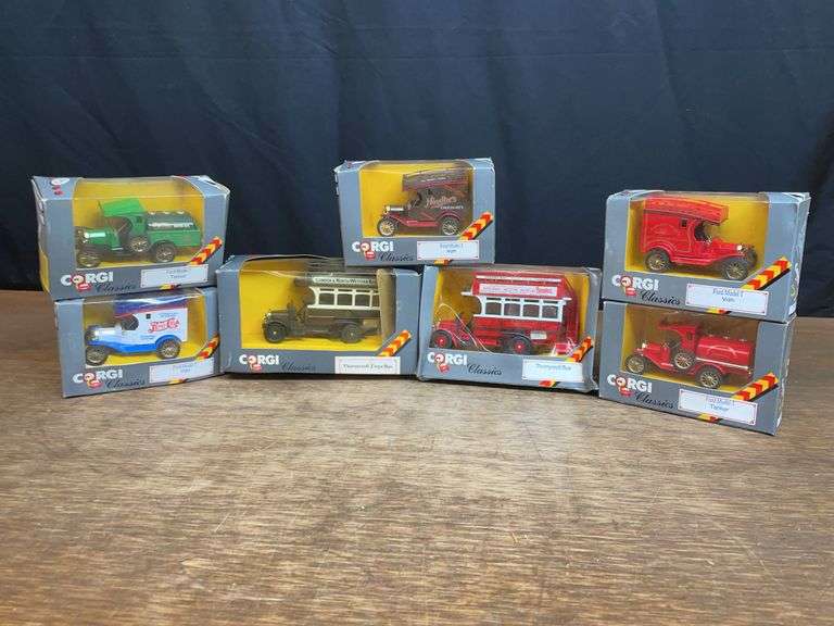 (7) Vehicles NIB Corgi image
