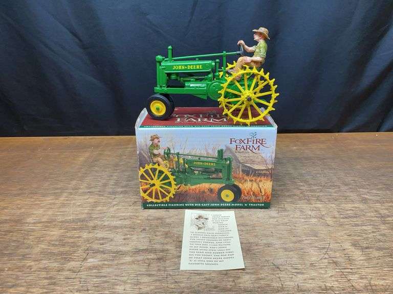 1/16 John Deere A Fox Fire Farm NIB Ertl image