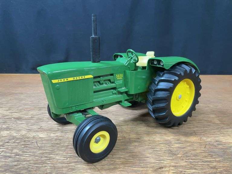 1/16 John Deere 5020 Ertl image