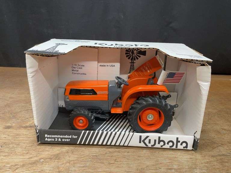 1/16 Kubota L Series 2002 30th Anniversary NIB SM image