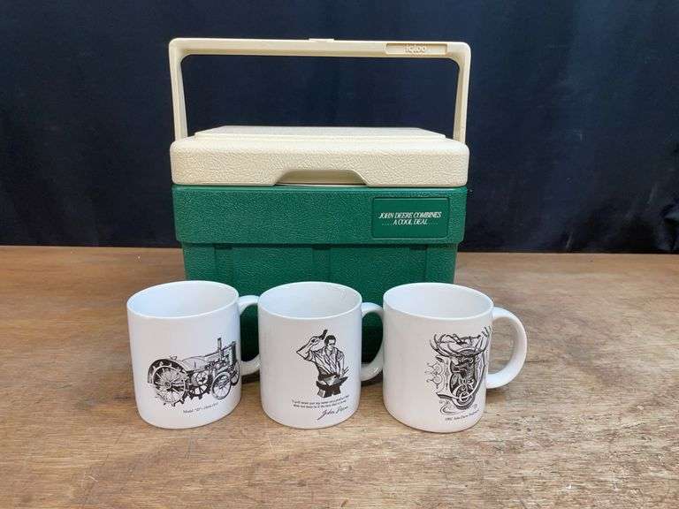 (4) John Deere Cooler + Mugs image