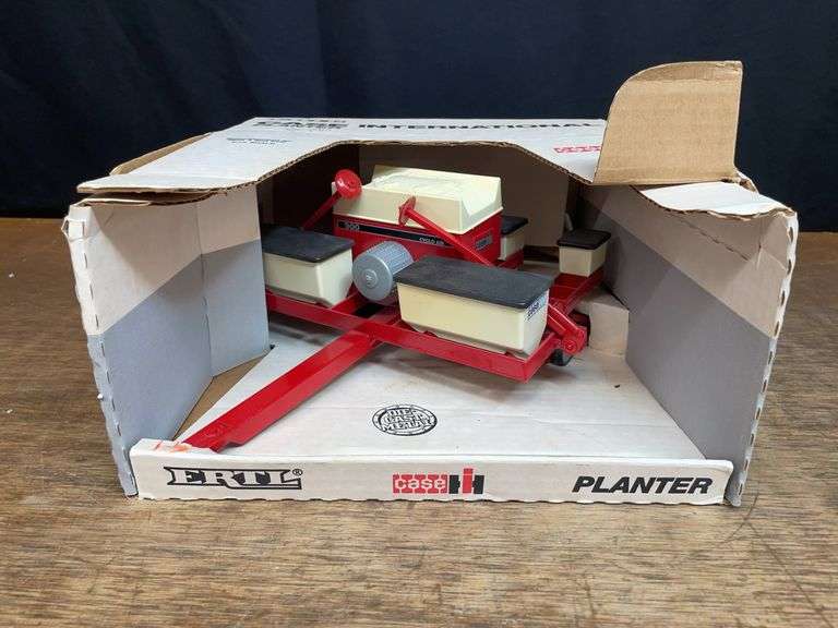 1/16 Case-IH Planter NIB Ertl image