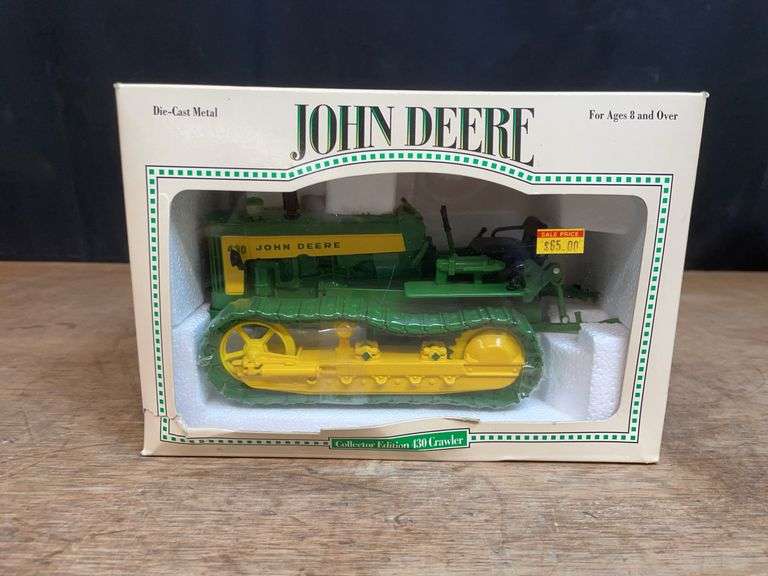 1/16 John Deere 430 Crawler Collector NIB Ertl image