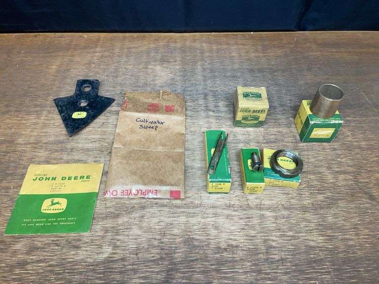 John Deere NOS Parts image