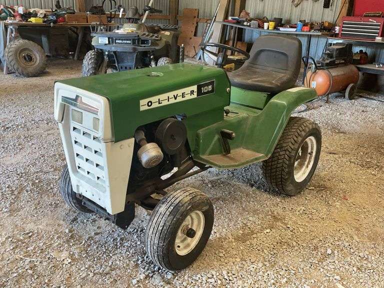 Oliver 105 Lawnmower image