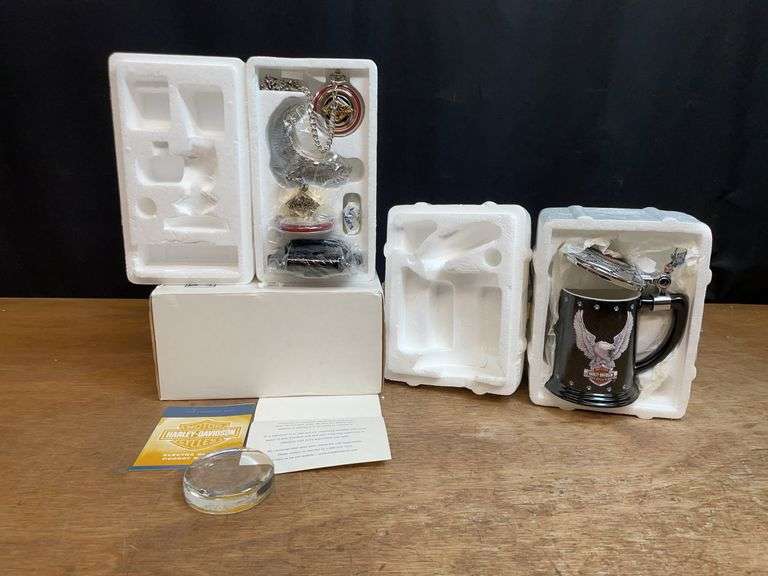 (2) Harley-Davidson Electra Glide Pocket Watch + Stein Franklin Mint image