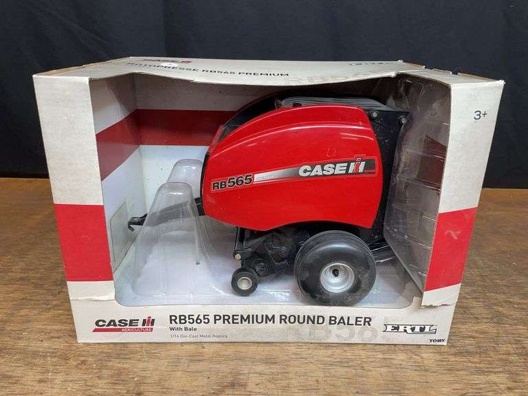 1/16 Case-IH RB565 Round Baler NIB Ertl image