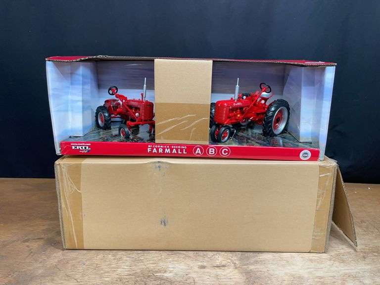 1/16 Farmall A, B, C Set NIB Ertl image