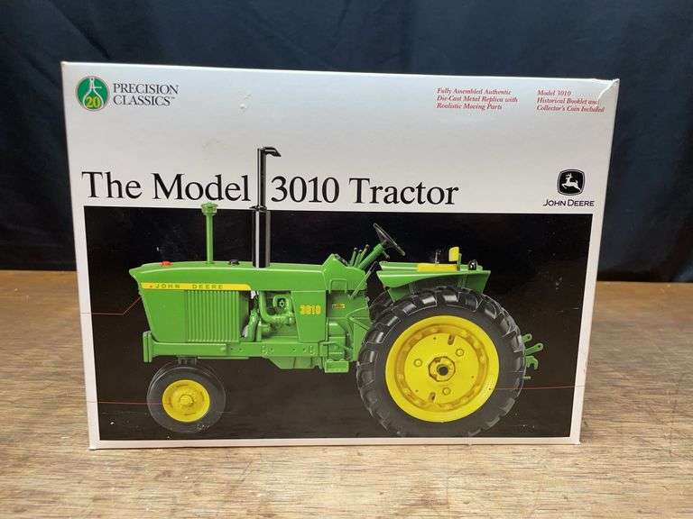 1/16 John Deere 3010 Precision NIB Ertl image