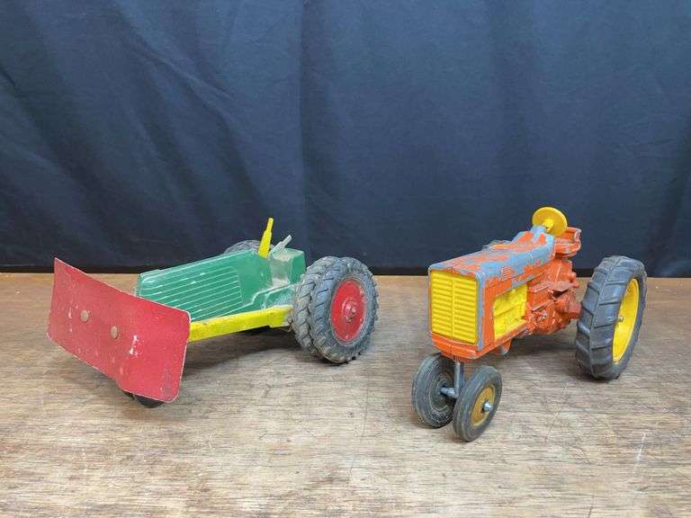 (2) 1/16 Slik + Hubley Tractors image