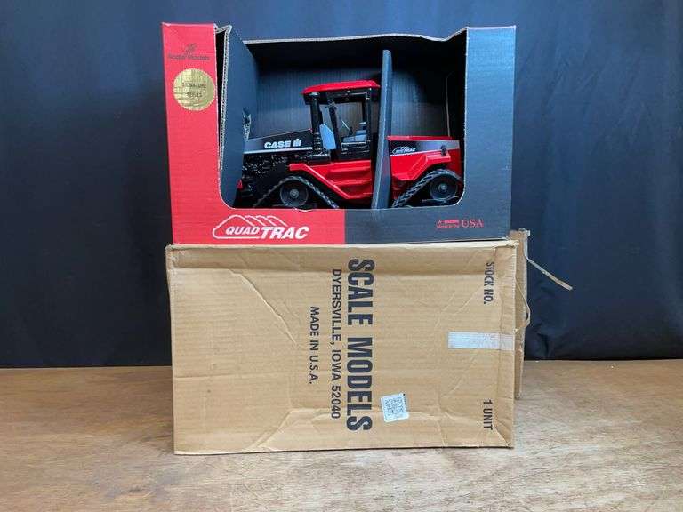 1/16 Case-IH QuadTrac 1998 Signature Edition NIB SM image