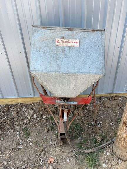 Cyclone Seeder image