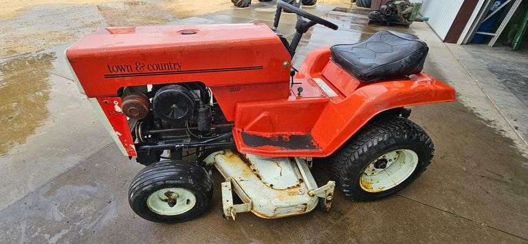 White Town and Country 125 Hydro image